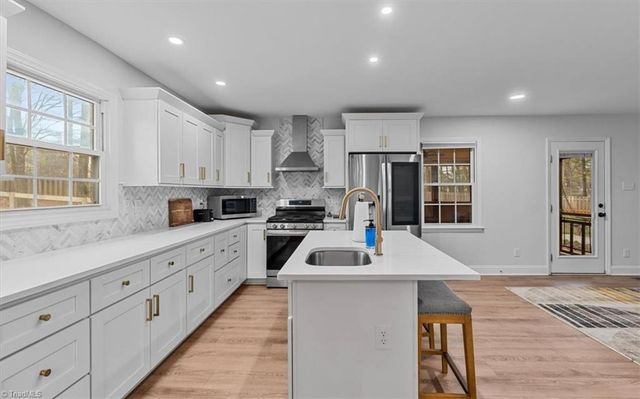 1 Bent Oak Court, Greensboro, NC 27455