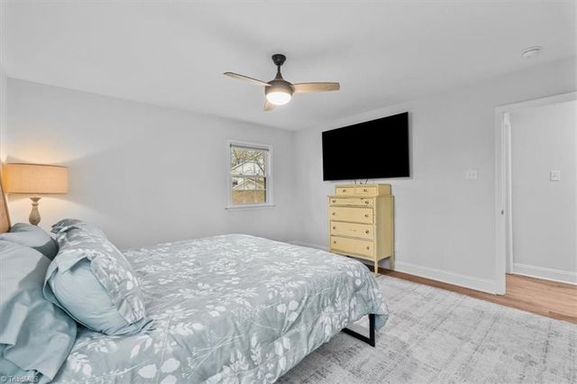 1 Bent Oak Court, Greensboro, NC 27455