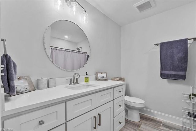 1 Bent Oak Court, Greensboro, NC 27455