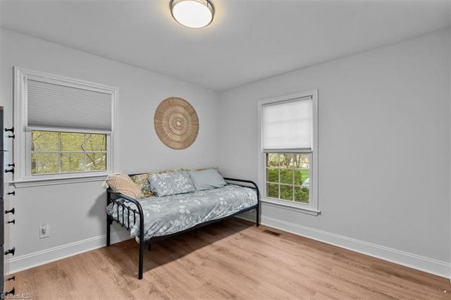 1 Bent Oak Court, Greensboro, NC 27455