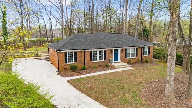 1 Bent Oak Court, Greensboro, NC 27455
