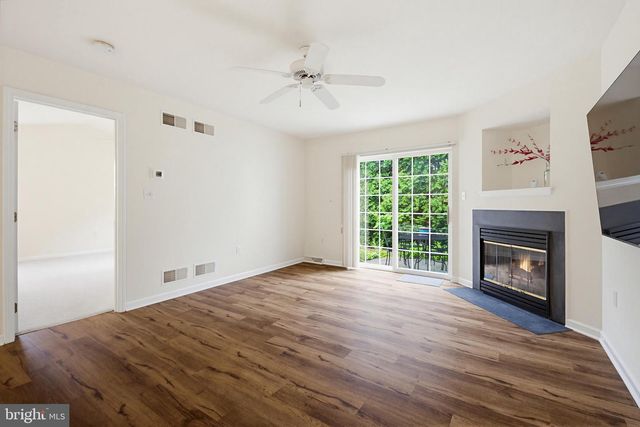 1037 KENT GARDEN, Lititz, PA 17543