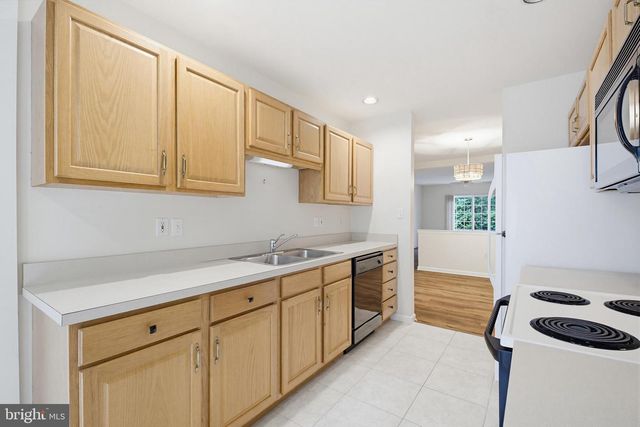1037 KENT GARDEN, Lititz, PA 17543