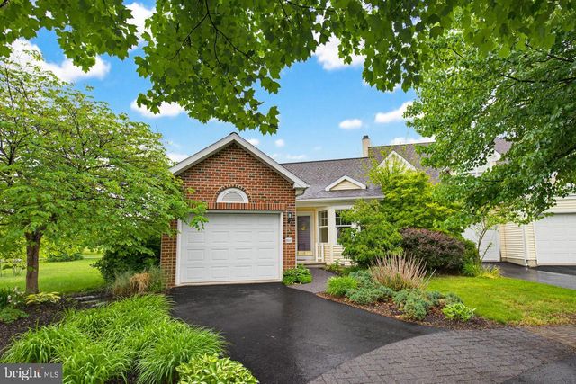 1037 KENT GARDEN, Lititz, PA 17543