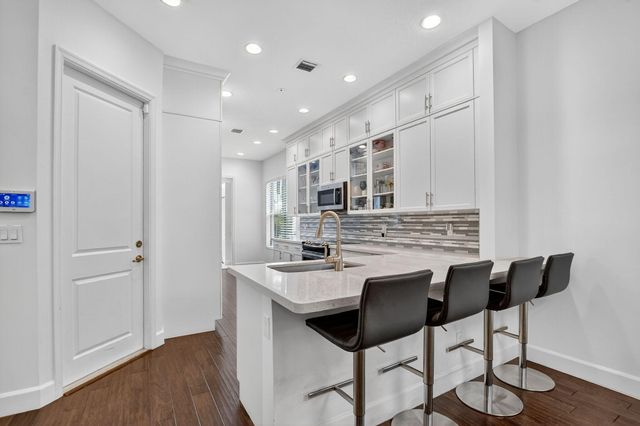6675 Quiet Wave Trail, Boca Raton, FL 33433