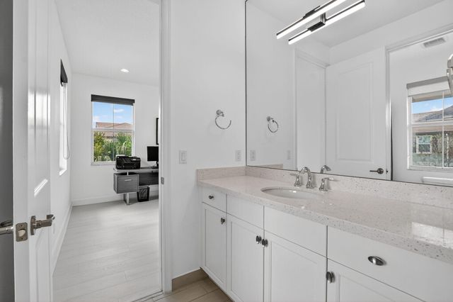 6675 Quiet Wave Trail, Boca Raton, FL 33433