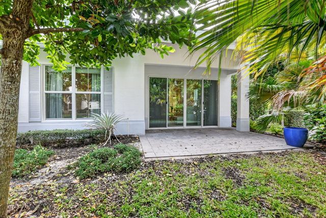 6675 Quiet Wave Trail, Boca Raton, FL 33433
