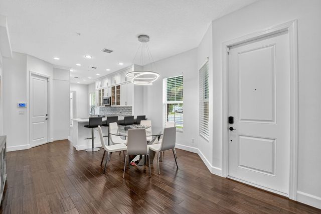 6675 Quiet Wave Trail, Boca Raton, FL 33433