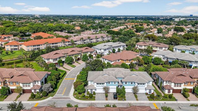 6675 Quiet Wave Trail, Boca Raton, FL 33433