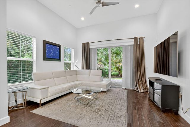 6675 Quiet Wave Trail, Boca Raton, FL 33433