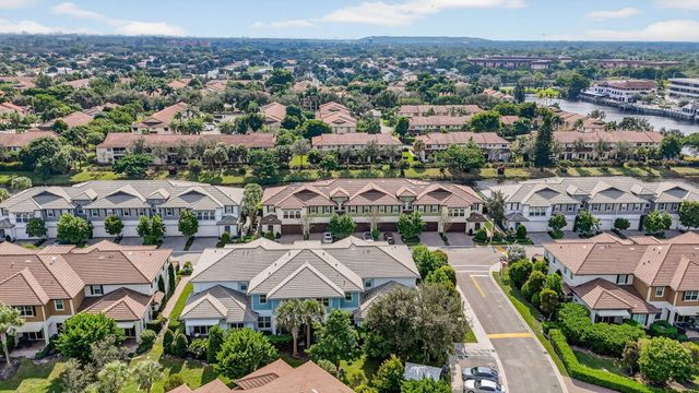 6675 Quiet Wave Trail, Boca Raton, FL 33433
