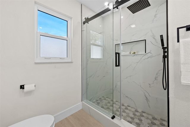 105 12TH STREET SW, Ruskin, FL 33570