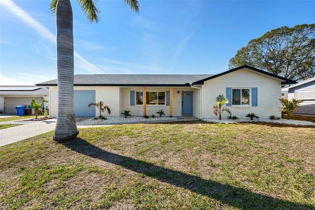 105 12TH STREET SW, Ruskin, FL 33570