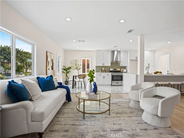 4251 Gundry, Long Beach, CA 90807