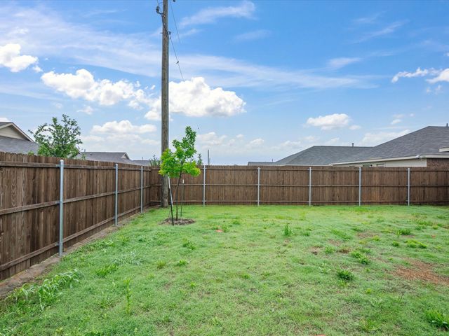 603 Vicksburg Drive, Ennis, TX 75119