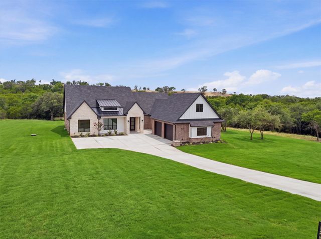 2020 Preserve Trail, Weatherford, TX 76087
