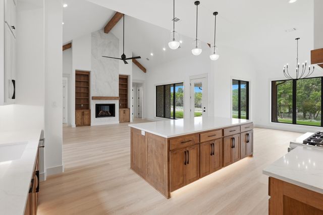 2020 Preserve Trail, Weatherford, TX 76087