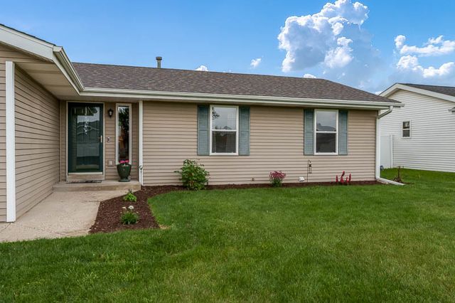 14836 Hunters Way, South Beloit, IL 61080