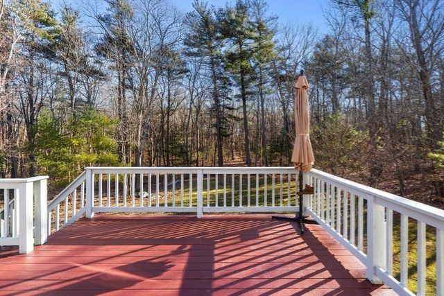 298 Wren St, Taunton, MA 02718