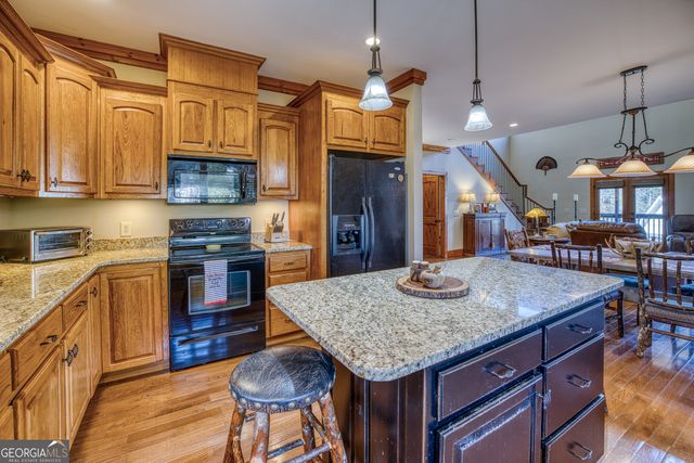 43 Seasons View Court, Clarkesville, GA 30523