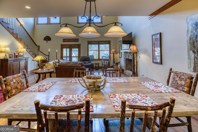 43 Seasons View Court, Clarkesville, GA 30523