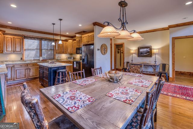 43 Seasons View Court, Clarkesville, GA 30523