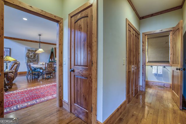 43 Seasons View Court, Clarkesville, GA 30523