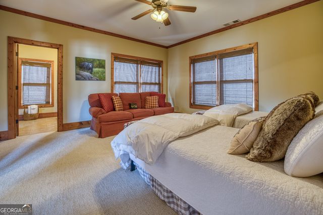 43 Seasons View Court, Clarkesville, GA 30523