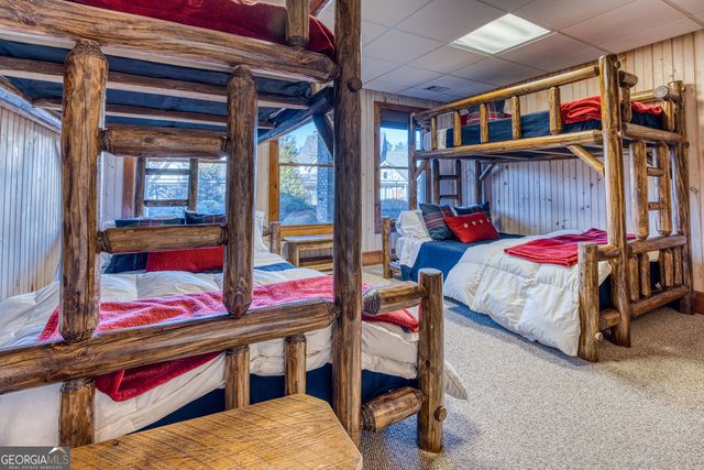 43 Seasons View Court, Clarkesville, GA 30523