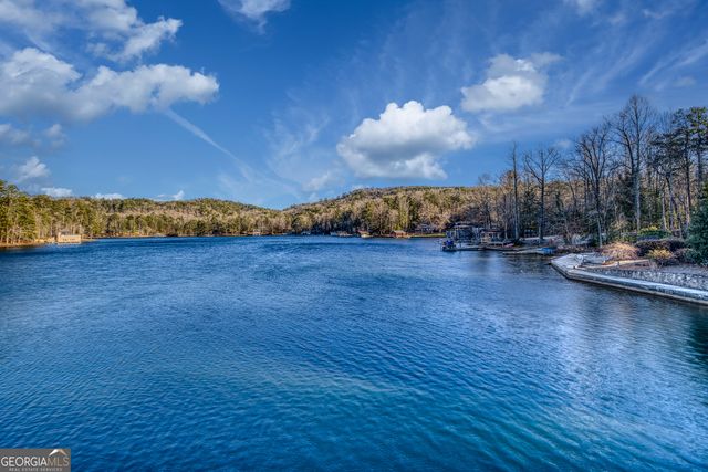 43 Seasons View Court, Clarkesville, GA 30523