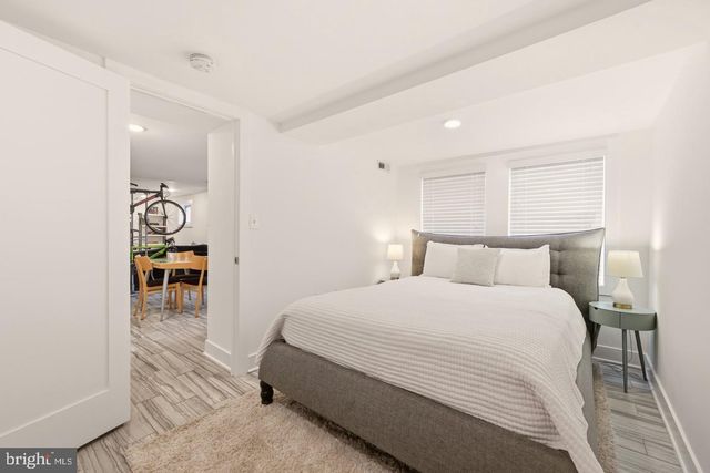 700 LONGFELLOW ST NW, Washington, DC 20011