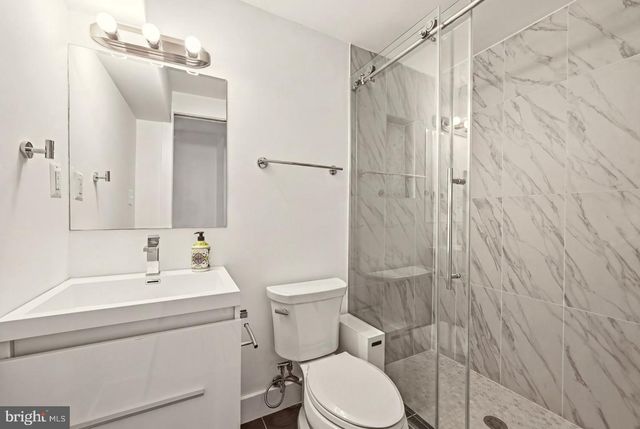 700 LONGFELLOW ST NW, Washington, DC 20011