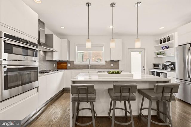 700 LONGFELLOW ST NW, Washington, DC 20011