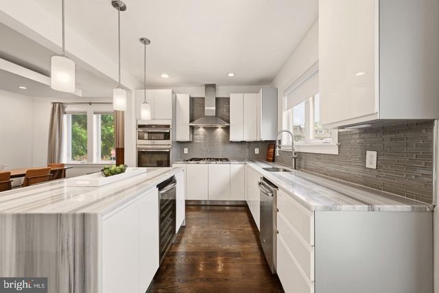 700 LONGFELLOW ST NW, Washington, DC 20011