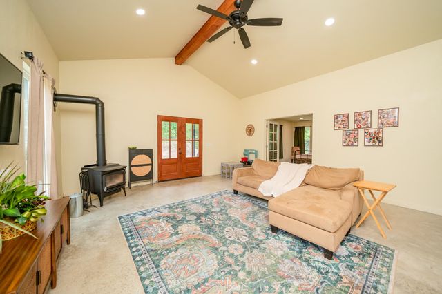 176 CR 3490, Hawkins, TX 75765