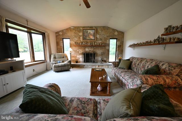 1503 E MALAGA RD, Williamstown, NJ 08094