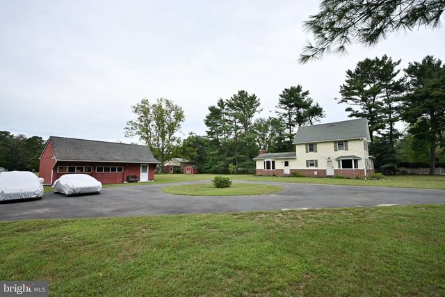 1503 E MALAGA RD, Williamstown, NJ 08094