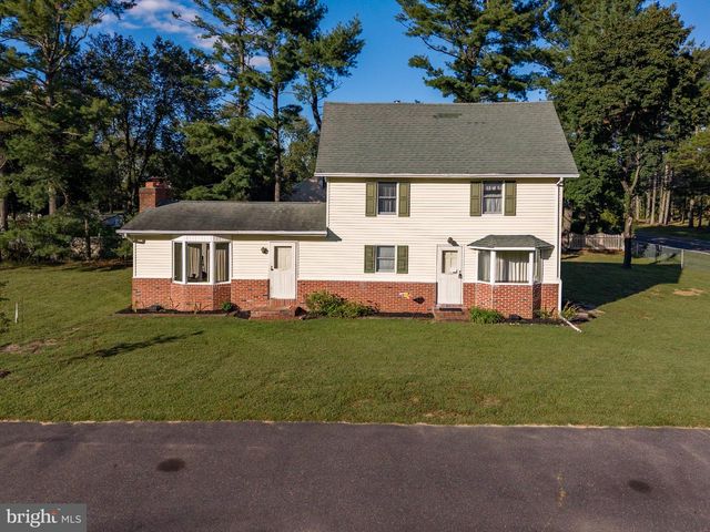 1503 E MALAGA RD, Williamstown, NJ 08094