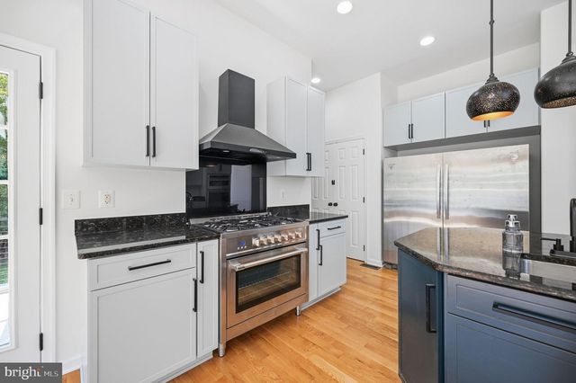 100 RIVER RIDGE LN, Fredericksburg, VA 22406