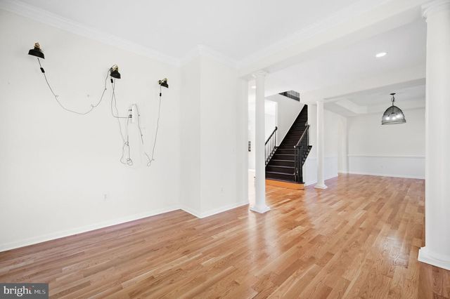 100 RIVER RIDGE LN, Fredericksburg, VA 22406