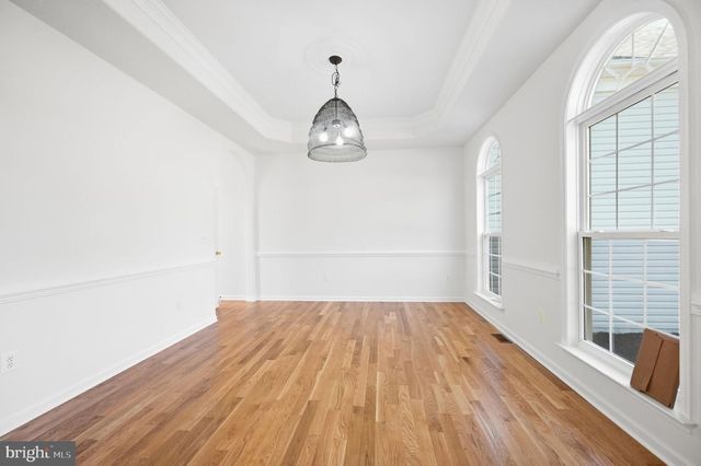 100 RIVER RIDGE LN, Fredericksburg, VA 22406