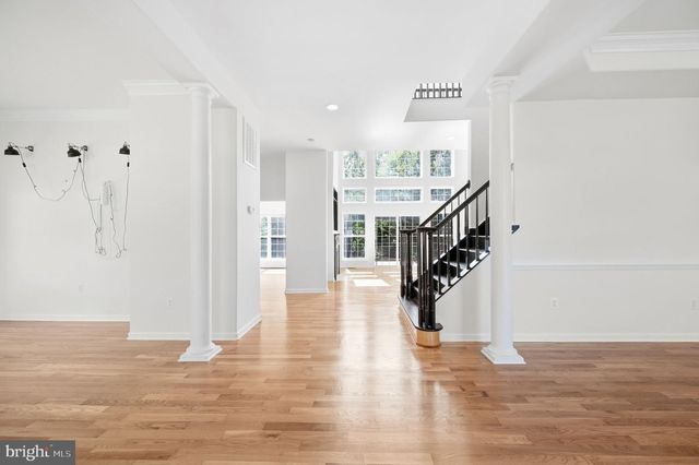 100 RIVER RIDGE LN, Fredericksburg, VA 22406