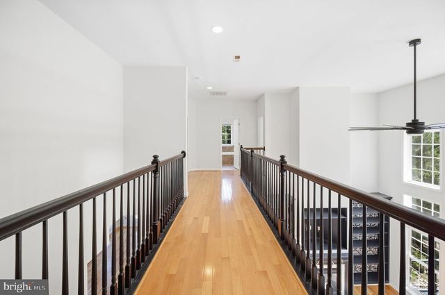 100 RIVER RIDGE LN, Fredericksburg, VA 22406