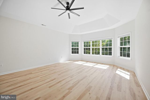 100 RIVER RIDGE LN, Fredericksburg, VA 22406