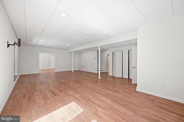 100 RIVER RIDGE LN, Fredericksburg, VA 22406