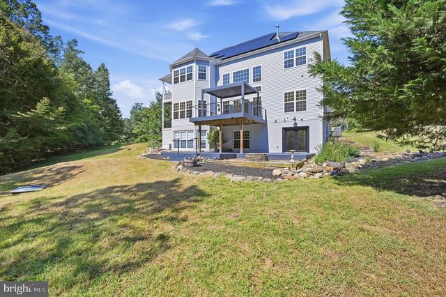 100 RIVER RIDGE LN, Fredericksburg, VA 22406