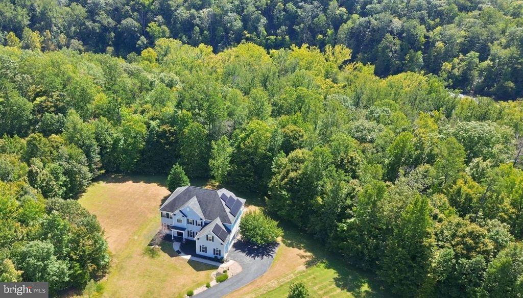 100 RIVER RIDGE LN, Fredericksburg, VA 22406
