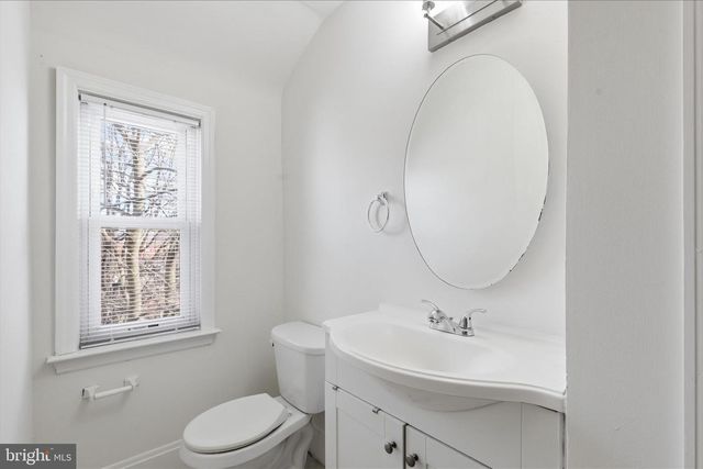 8521 WATER OAK RD, Baltimore, MD 21234