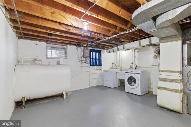 8521 WATER OAK RD, Baltimore, MD 21234