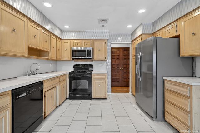 220 Ridge Road, New City, NY 10956